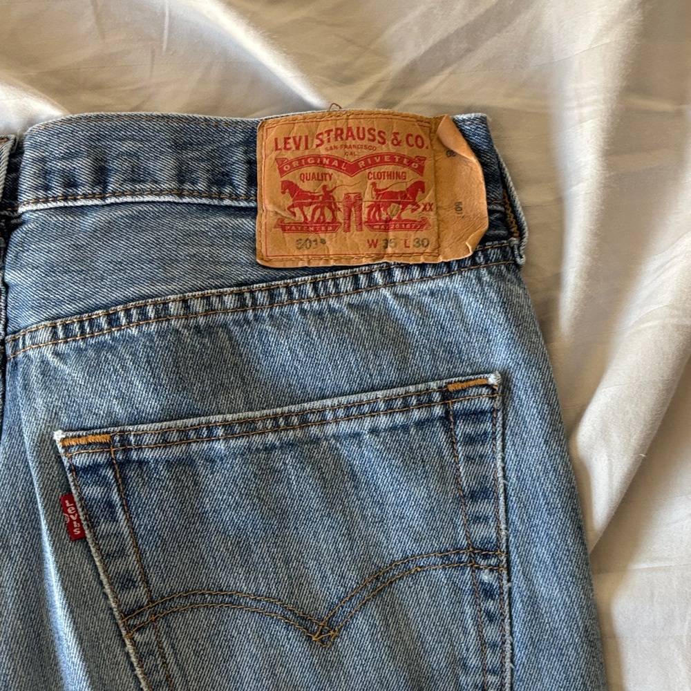Levi's Classic Light Blue Denim Jeans with Leather Patch